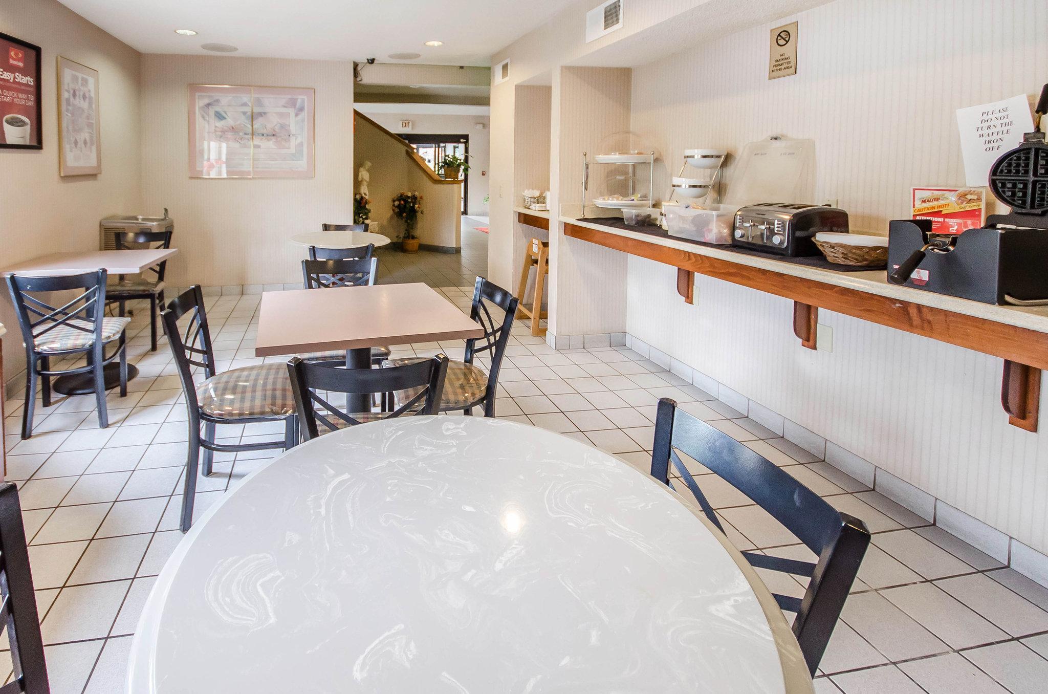 לונדון Econo Lodge מראה חיצוני תמונה